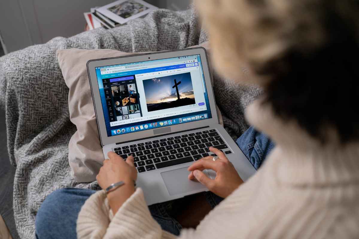 Guia Completo: Como Criar um Fundo para Cartaz Evangélico no Canva